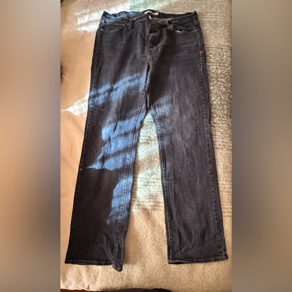 Levi's Women's Straight Leg Jeans